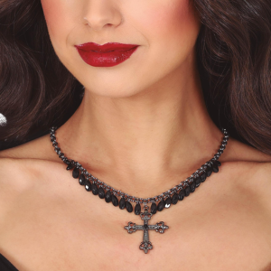 Collana croce con pietre nere