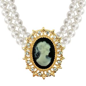 Girocollo barocco con cameo
