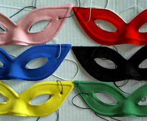 Maschera domino farfalla colori ass