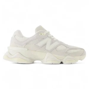 9060 - angora/sea salt