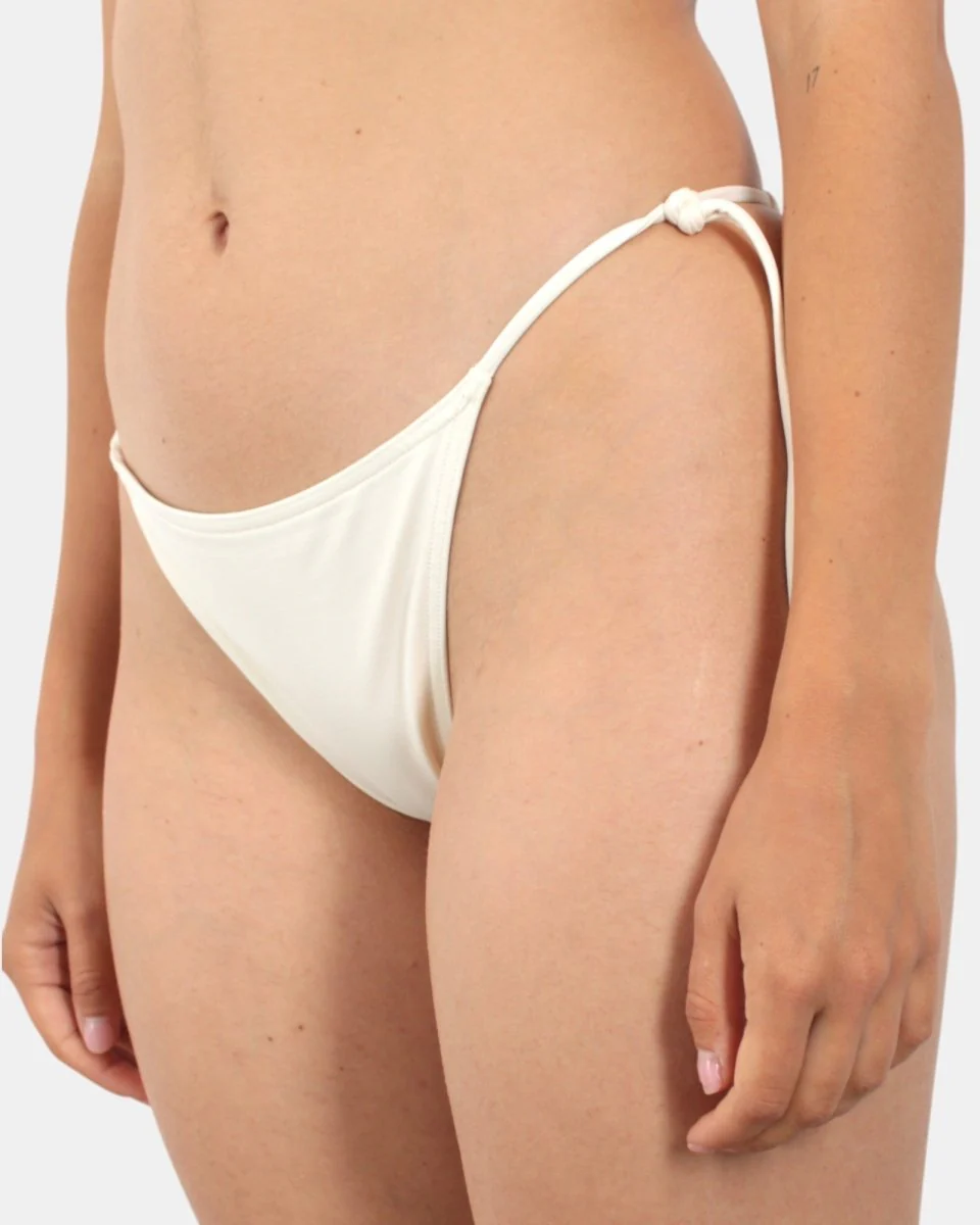 CHEEKY BOTTOM WITH SELF- TIE FASTENINGS - 10 CREAM - immagine 3