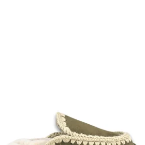 eskimo slipper - moo moos