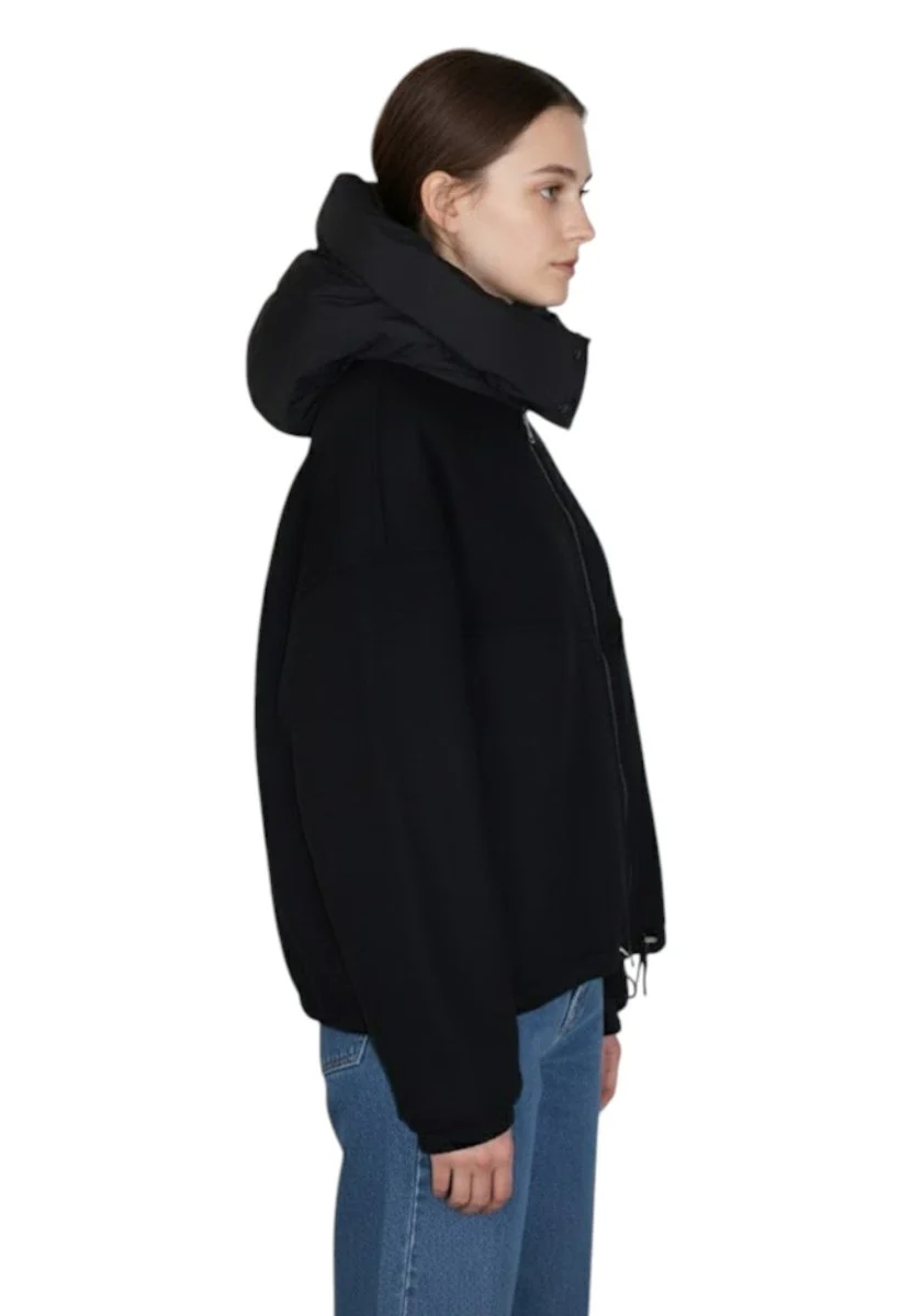 ibrido over black - immagine 3