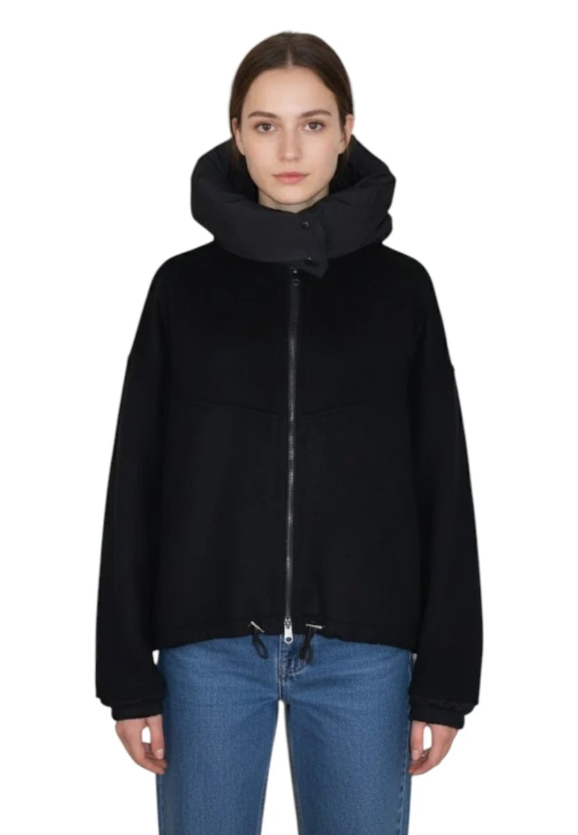 ibrido over black - immagine 2