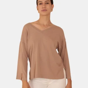 MAGLIA A V KANGRA CON MANICHE LARGHE E SPACCHI - 189 SPAGO