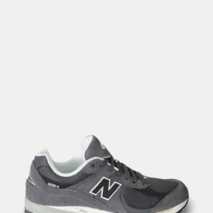 SNEAKERS NEW BALANCE 2002R - GRIGIA