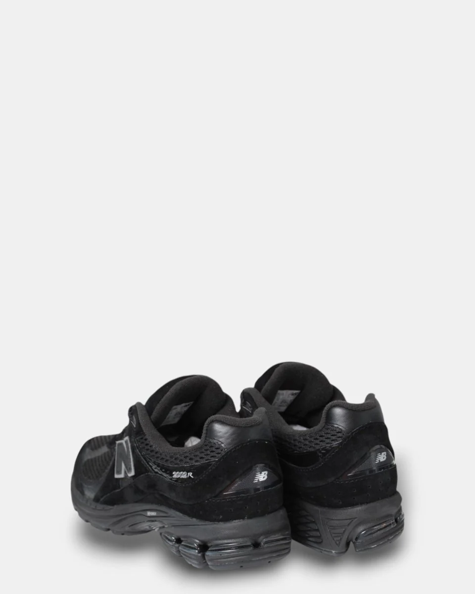 SNEAKERS NEW BALANCE 2002R - NERA - immagine 4