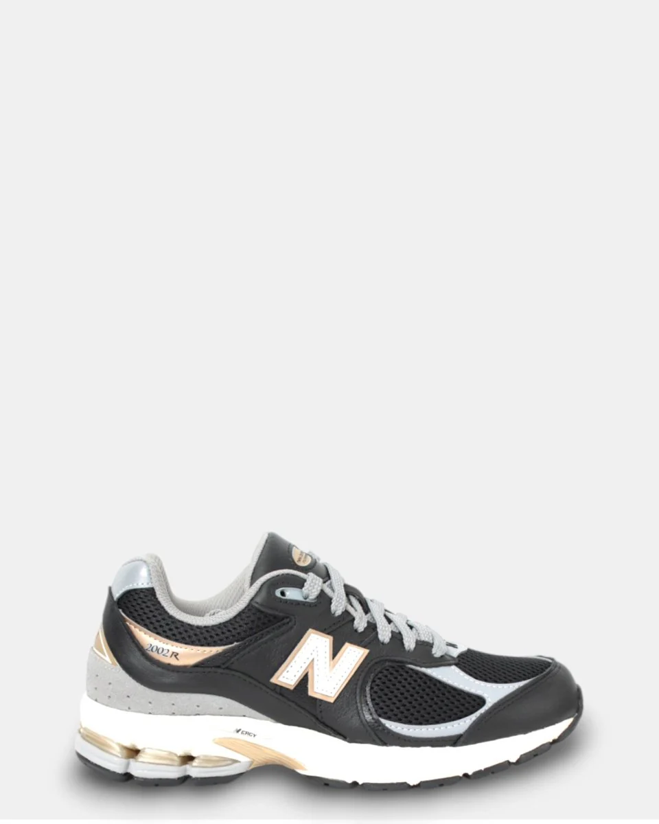 SNEAKERS NEW BALANCE 2002R - NERA